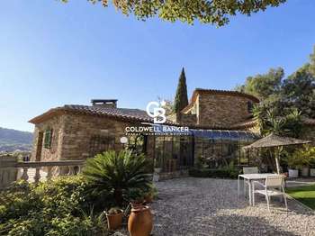 Vente maison 10 pièces Hyères 83