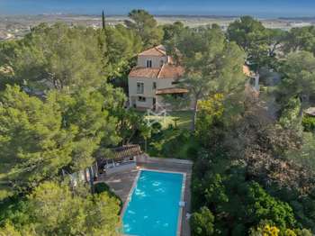 Vente maison 6 pièces Hyères 83