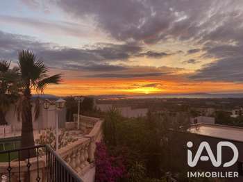 Vente maison 8 pièces Hyères 83