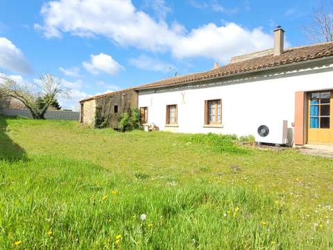 Vente maison 4 pièces Irais 79