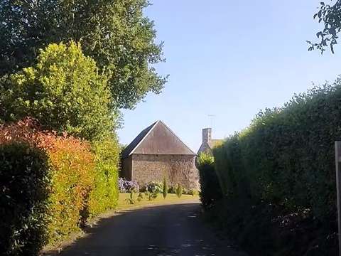 Vente maison 8 pièces Isigny-le-Buat 50