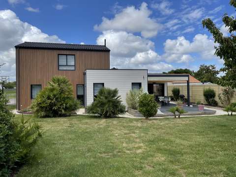 Vente maison 10 pièces Jard-sur-Mer 85