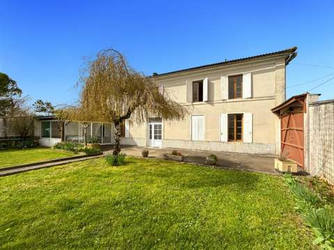 Vente maison 7 pièces Jarnac-Champagne 17