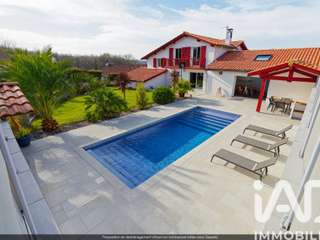 Vente maison 9 pièces