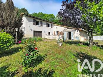 Vente maison 4 pièces Javerlhac-et-la-Chapelle-Saint-Robert 24