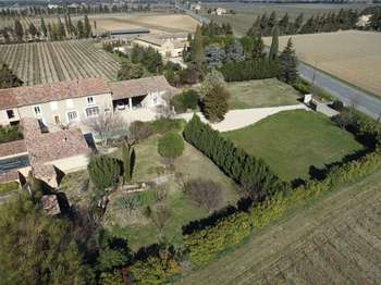 Maison 10 pièces 450 m² · à Jonquières · 450 m² · 770 000 €