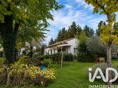 Vente maison 6 pièces Jonquières-Saint-Vincent 30