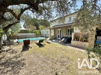 Vente maison 5 pièces Jonquières-Saint-Vincent 30