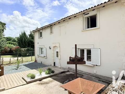 Vente maison 4 pièces Jonzac 17
