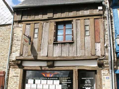 Vente maison 5 pièces Josselin 56