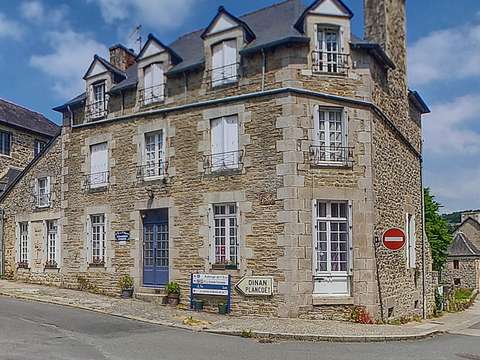 Vente maison 11 pièces Jugon-les-Lacs 22