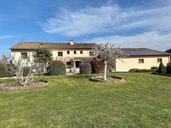 Vente maison 9 pièces Juliénas 69