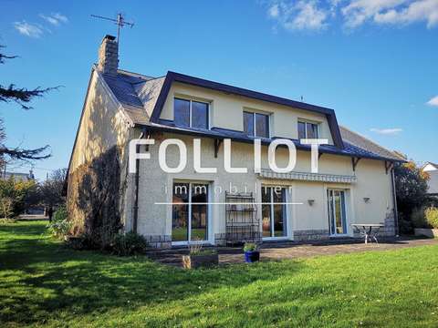 Vente maison 11 pièces Jullouville 50