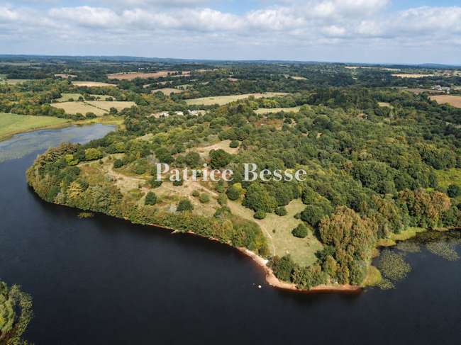 Maison 5 pièces 179 m² · à Kerien · 179 m² · 692 000 €