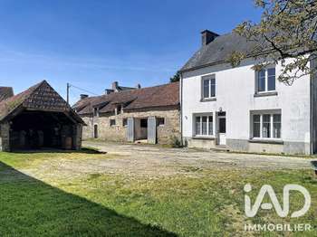 Maison 5 pièces 350 m² · à Kervignac · 350 m² · 375 200 €