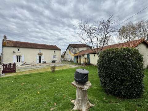 Vente maison 8 pièces L'Absie 79