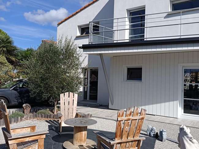 Maison 5 pièces 114 m² · à L'Aiguillon-la-Presqu'Île · 114 m² · 350 440 €