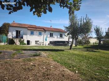 Vente maison 10 pièces L'Herbergement 85