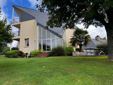 Vente maison 8 pièces L'Huisserie 53