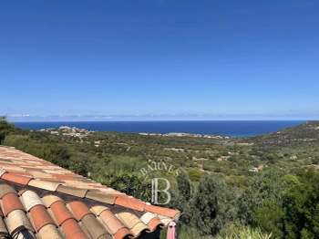 Maison 7 pièces 242 m² · à L'Île-Rousse · 242 m² · 1 890 000 €
