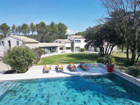 Vente maison 17 pièces L'Isle-sur-la-Sorgue 84