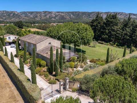 Vente maison 8 pièces L'Isle-sur-la-Sorgue 84