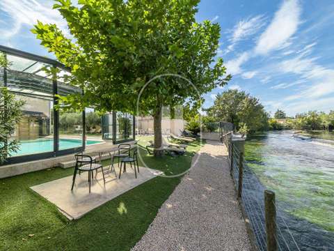 Vente maison 15 pièces L'Isle-sur-la-Sorgue 84