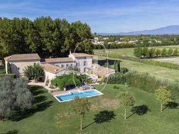 Maison 8 pièces 302 m² · à L'Isle-sur-la-Sorgue · 302 m² · 2 490 000 €