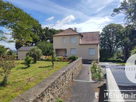 Vente maison 8 pièces La Baconnière 53