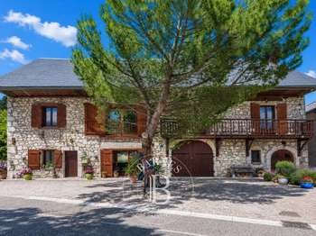 Vente maison 11 pièces La Balme-de-Sillingy 74