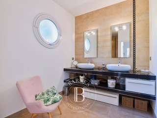 Vente maison 11 pièces Vente maison 11 pièces