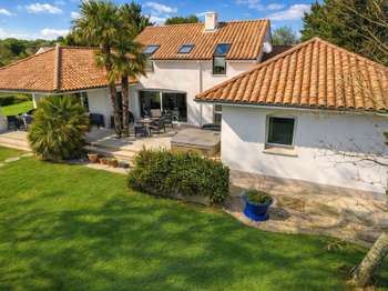Vente maison 8 pièces