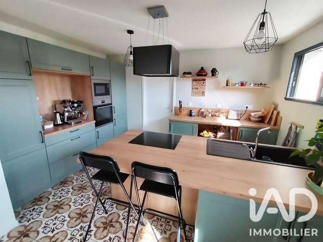 Maison 8 pièces 192 m² · à La Bazoge · 192 m² · 448 900 €