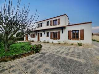 Vente maison 8 pièces