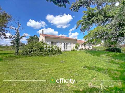 Vente maison 10 pièces La Bruffière 85