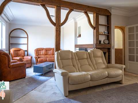 Vente maison 10 pièces La Bruffière 85