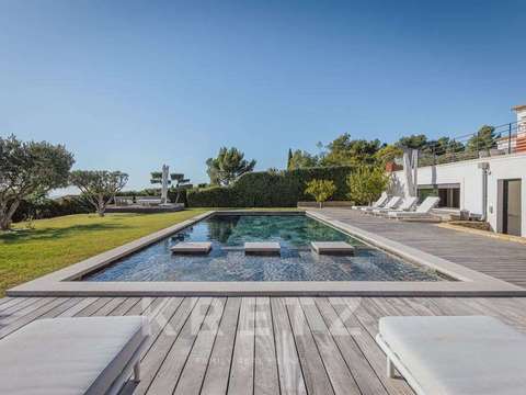 Vente maison 9 pièces La Cadière-d'Azur 83