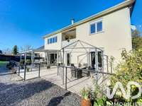 Vente maison 9 pièces