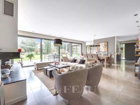 Vente maison 9 pièces La Celle-Saint-Cloud 78