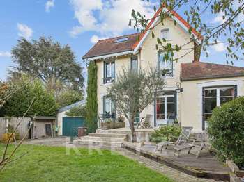 Vente Maison 6 chambresLa Celle-Saint-Cloud