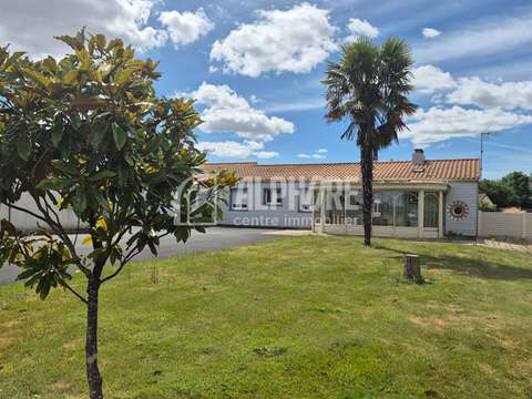 Vente maison 5 pièces La Chaize-le-Vicomte 85