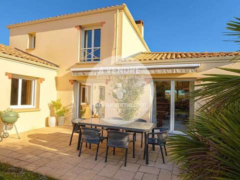 Vente maison 8 pièces La Chapelle Basse Mer 44