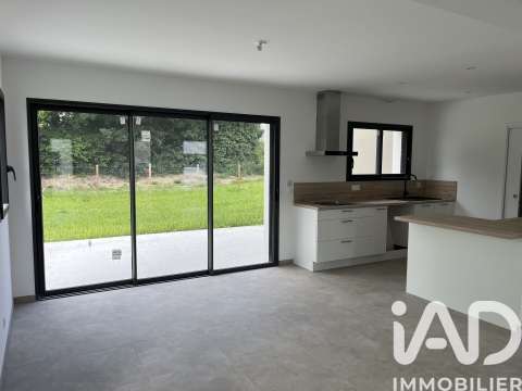 Vente maison 6 pièces La Chapelle-des-Fougeretz 35