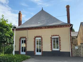 Vente maison 4 pièces La Chapelle-Glain 44