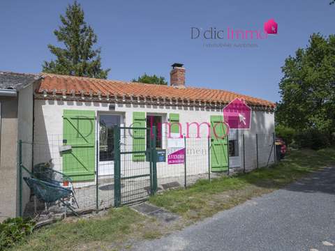 Vente maison 2 pièces La Chapelle-Hermier 85