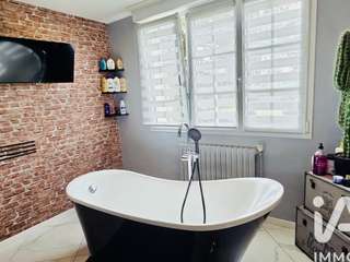 Vente maison 8 pièces