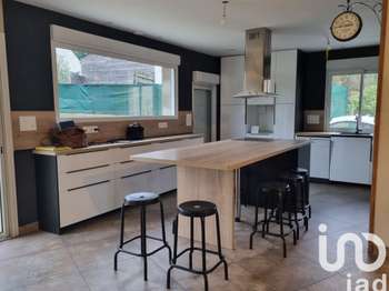 Vente maison 9 pièces La Chapelle-Saint-Laud 49