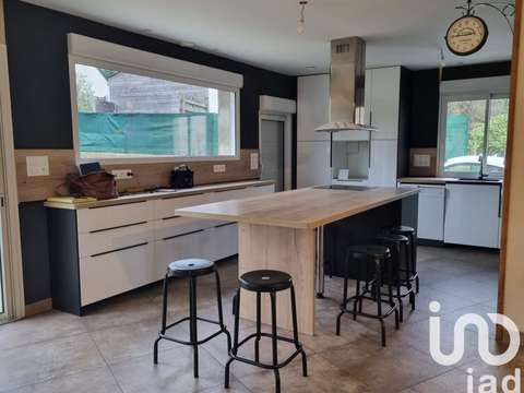 Vente maison 9 pièces La Chapelle-Saint-Laud 49