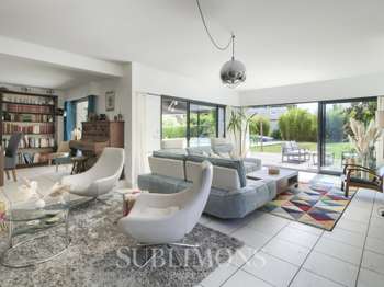 Vente maison 9 pièces