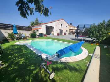 Vente maison 10 pièces La Chapelle-Thémer 85